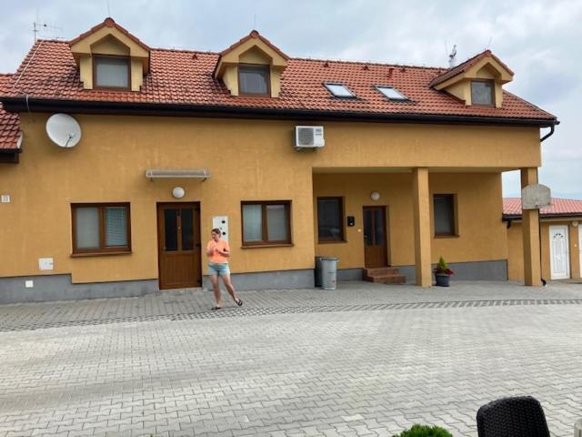 Apartmanovy Dom Slavia Apartment Бойнице Екстериор снимка